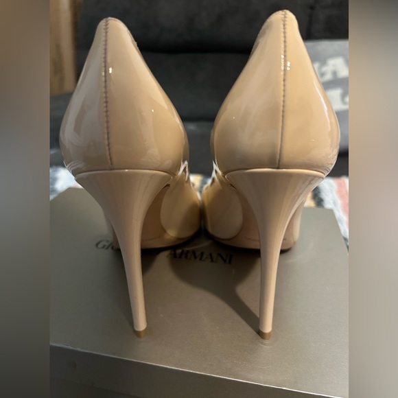 Giorgio Armani Pumps - Picture 3 of 6